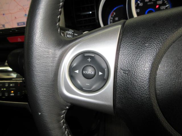 Ｎ－ＢＯＸカスタム Ｇ・ターボＬパッケージ　メモリーナビ　リアカメラ　両側電動スライドドア　純正アルミ　Ｂｌｕｅｔｏｏｔｈ　ＵＳＢ　ＨＩＤヘッドライト　オートライト　パドルシフト　ＡＵＴＯエアコン　ナビＴＶ　地デジテレビ　Ｂカメ　盗難警報装置（5枚目）