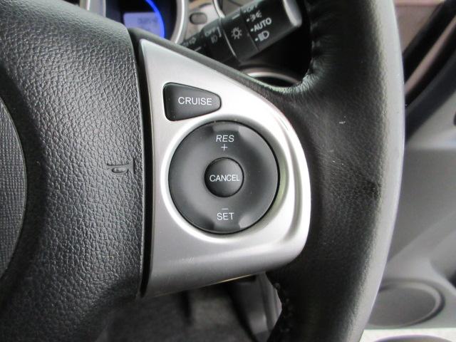 Ｎ－ＢＯＸカスタム Ｇ・ターボＬパッケージ　メモリーナビ　リアカメラ　両側電動スライドドア　純正アルミ　Ｂｌｕｅｔｏｏｔｈ　ＵＳＢ　ＨＩＤヘッドライト　オートライト　パドルシフト　ＡＵＴＯエアコン　ナビＴＶ　地デジテレビ　Ｂカメ　盗難警報装置（6枚目）