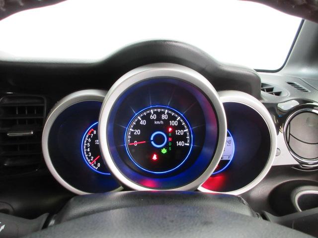 Ｎ－ＢＯＸカスタム Ｇ・ターボＬパッケージ　メモリーナビ　リアカメラ　両側電動スライドドア　純正アルミ　Ｂｌｕｅｔｏｏｔｈ　ＵＳＢ　ＨＩＤヘッドライト　オートライト　パドルシフト　ＡＵＴＯエアコン　ナビＴＶ　地デジテレビ　Ｂカメ　盗難警報装置（14枚目）