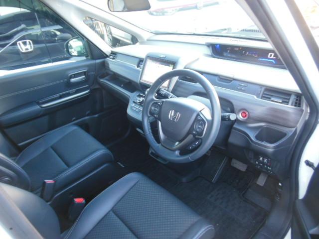 フリード Ｇ・ホンダセンシング　純正９インチメモリーナビＢｌｕｅｔｏｏｔｈドラレコＥＴＣＲカメラワンオーナー　Ｆセグ　追突被害軽減ブレーキ　ｉストップ　Ｗエアバッグ　パワーウィンドウ　１オ－ナ－　アクティブクルーズコントロール（16枚目）