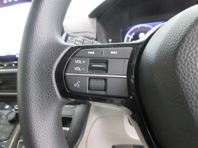 ステップワゴン e:HEVエアー 7人 前後ドラレコ ETC2.0 メモリーナビ 両側電動スライドドア リアカメラ ドアバイザー ワンオーナー 前後誤発進抑制 パワーステアリング 両側Pスライドドア 助手席エアバッグ 1オ-ナ-(8枚目)