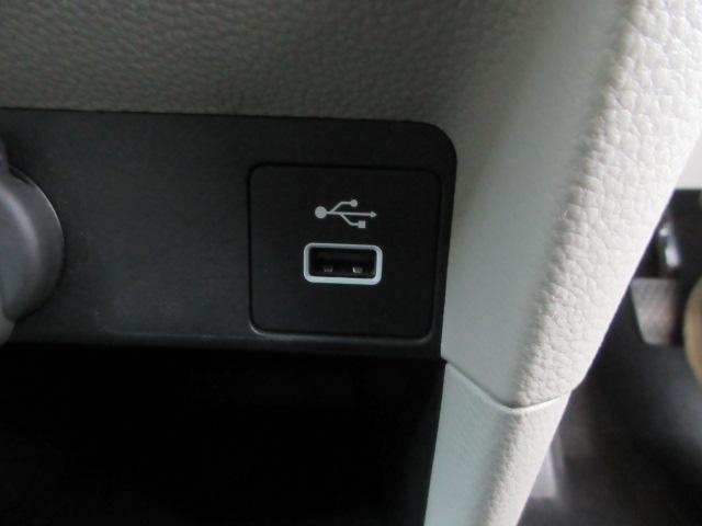 ステップワゴン e:HEVエアー 7人 前後ドラレコ ETC2.0 メモリーナビ 両側電動スライドドア リアカメラ ドアバイザー ワンオーナー 前後誤発進抑制 パワーステアリング 両側Pスライドドア 助手席エアバッグ 1オ-ナ-(14枚目)