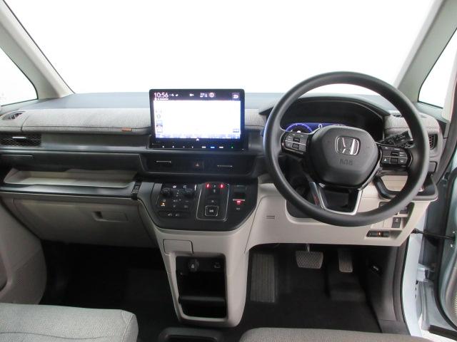 ステップワゴン e:HEVエアー 7人 前後ドラレコ ETC2.0 メモリーナビ 両側電動スライドドア リアカメラ ドアバイザー ワンオーナー 前後誤発進抑制 パワーステアリング 両側Pスライドドア 助手席エアバッグ 1オ-ナ-(17枚目)