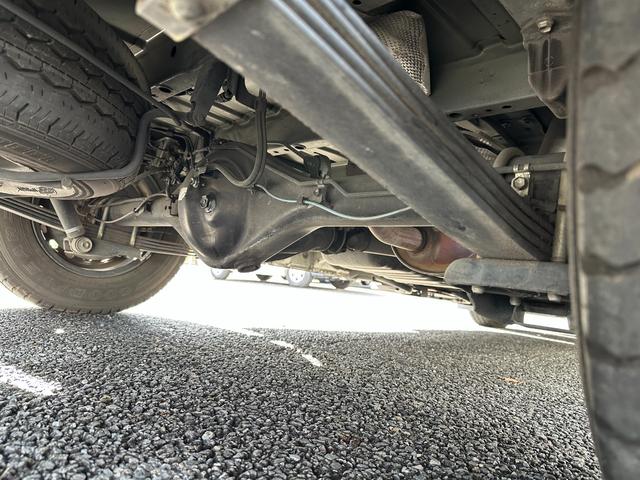 ハイエースワゴン グランドキャビン 電動スライドドアオートステップ10人乗純正ナビTVバックカメラETCキーレスブルートゥース禁煙オートライトリヤクーラーヒーター3型後期ルームクリーニング済み(13枚目)