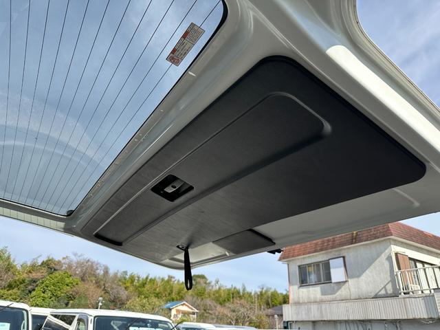 ハイエースワゴン GL 電動スライドドアプッシュスタートLEDヘッドライトアルパイン11インチナビ TVバックカメラETCスマートキーリヤモニター禁煙6速オートマFエアロフォグ100V電源タイベルチェーン(39枚目)