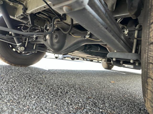 ハイエースバン ロングDX ディーゼルトヨタセーフティセンスナビバックカメラETCキーレスブルートゥース6速オートマ両側スライドドアタイベルチェーン衝突軽減オートハイビームセキュリティールームクリーニング済み(14枚目)