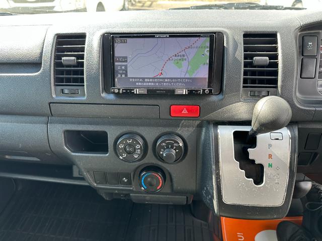 ハイエースバン ロングDX ディーゼルトヨタセーフティセンスナビバックカメラETCキーレスブルートゥース6速オートマ両側スライドドアタイベルチェーン衝突軽減オートハイビームセキュリティールームクリーニング済み(24枚目)