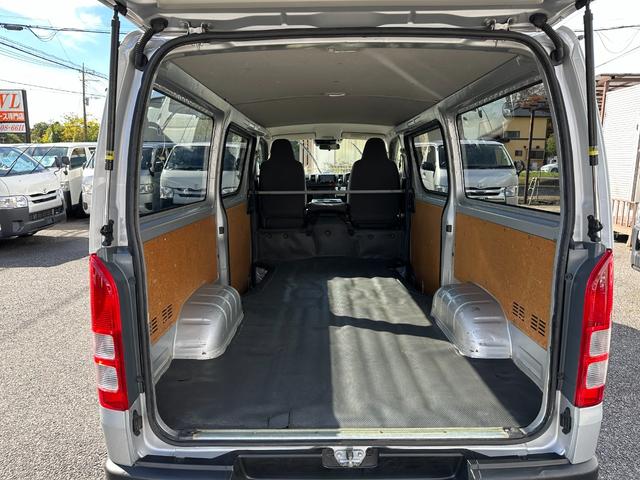 ハイエースバン ロングDX ディーゼルトヨタセーフティセンスナビバックカメラETCキーレスブルートゥース6速オートマ両側スライドドアタイベルチェーン衝突軽減オートハイビームセキュリティールームクリーニング済み(35枚目)