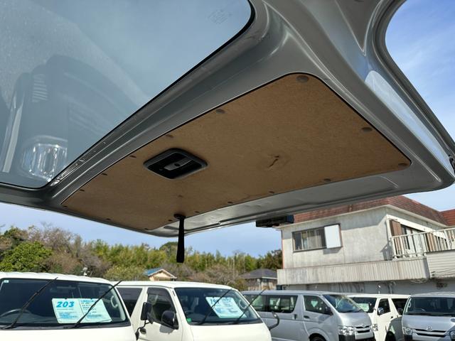 ハイエースバン ロングDX ディーゼルトヨタセーフティセンスナビバックカメラETCキーレスブルートゥース6速オートマ両側スライドドアタイベルチェーン衝突軽減オートハイビームセキュリティールームクリーニング済み(36枚目)