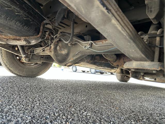 ハイエースワゴン DX 電動スライドドア10人純正ナビTVバックカメラETCキーレス6速オートマリヤクーラーヒーターWエアバックタイベルチェーン小窓ルームクリーニング済みブルートゥース(13枚目)