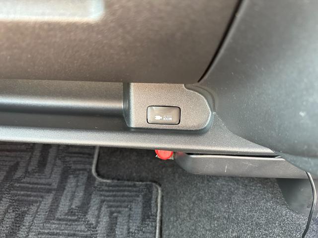 ハイエースワゴン GL 電動スライドドア10人純正ナビTVバックカメラETCキーレスオートライトリヤクーラーヒーター6速オートマ禁煙Fフォグタイベルチェーンルームクリーニング済みブルートゥース(23枚目)