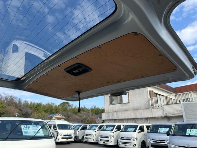 ハイエースバン ロングDX GLパッケージ リヤクーラーヒーター6速オートマトヨタセーフティセンス ナビTVバックカメラETCドラレコキーレス両側スライドドア小窓電動格納ミラーセキュリティー2023年製造タイヤタイベルチェーン(34枚目)