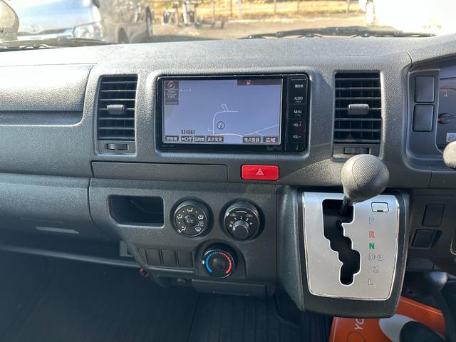 ハイエースバン ロングDX ディーゼルターボ3人乗り両側スライドドア純正ナビTVバックカメラETCキーレスドラレコ禁煙電動格納ミラールームクリーニング済み4ナンバーブルートゥース(21枚目)