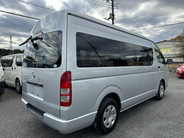 ハイエースバン ＳロングＤＸ　ＧＬパッケージ　ワイドハイルーフナビバックカメラＥＴＣキーレス電動格納ミラー禁煙タイベルチェーンパワーウインドー集中ドアロックルームクリーニング済み（8枚目）