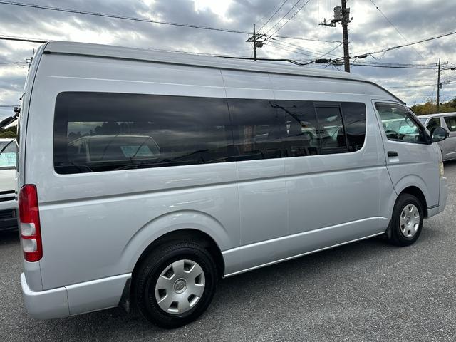 ハイエースバン ＳロングＤＸ　ＧＬパッケージ　ワイドハイルーフナビバックカメラＥＴＣキーレス電動格納ミラー禁煙タイベルチェーンパワーウインドー集中ドアロックルームクリーニング済み（9枚目）