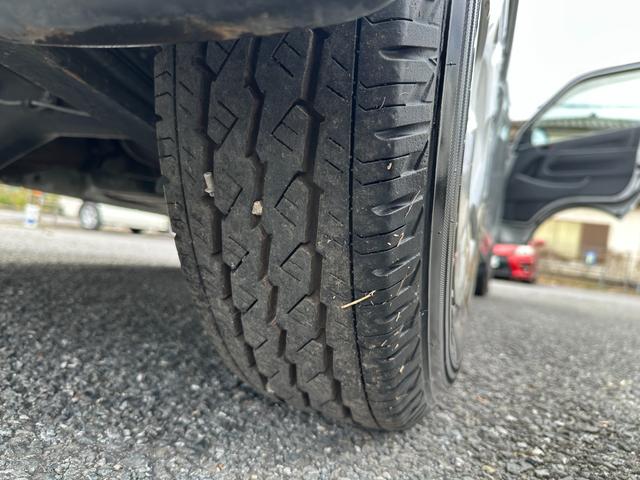 ハイエースバン ＳロングＤＸ　ＧＬパッケージ　ワイドハイルーフナビバックカメラＥＴＣキーレス電動格納ミラー禁煙タイベルチェーンパワーウインドー集中ドアロックルームクリーニング済み（12枚目）