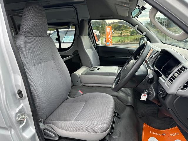 ハイエースバン ＳロングＤＸ　ＧＬパッケージ　ワイドハイルーフナビバックカメラＥＴＣキーレス電動格納ミラー禁煙タイベルチェーンパワーウインドー集中ドアロックルームクリーニング済み（15枚目）