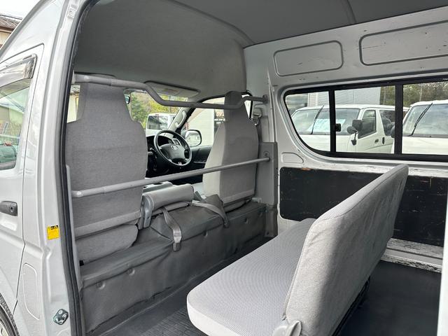 ハイエースバン ＳロングＤＸ　ＧＬパッケージ　ワイドハイルーフナビバックカメラＥＴＣキーレス電動格納ミラー禁煙タイベルチェーンパワーウインドー集中ドアロックルームクリーニング済み（29枚目）