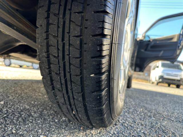 ハイエースバン ロングスーパーＧＬ　３型後期純正ナビＴＶバックカメラＥＴＣキーレスリヤクーラーヒーターオートライトオートエアコン電動格納ミラー両側スライドドアタイベルチェーンルームクリーニング済みＷエアバック（12枚目）