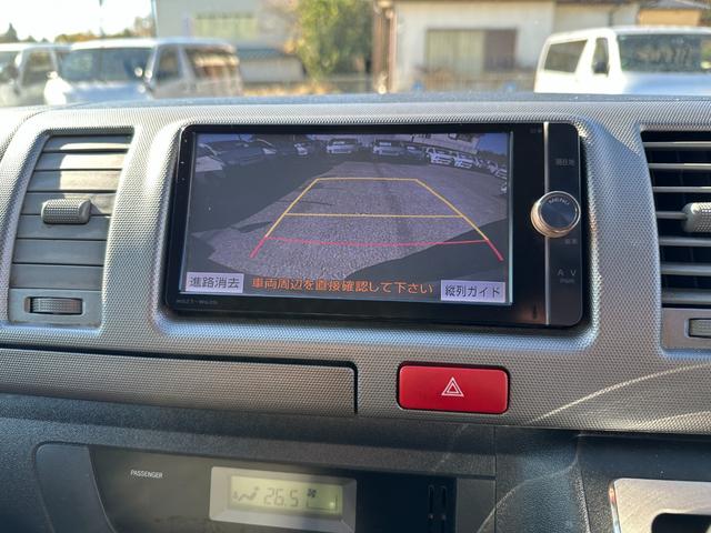 ハイエースバン ロングスーパーＧＬ　３型後期純正ナビＴＶバックカメラＥＴＣキーレスリヤクーラーヒーターオートライトオートエアコン電動格納ミラー両側スライドドアタイベルチェーンルームクリーニング済みＷエアバック（21枚目）