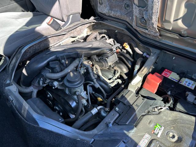 ハイエースバン ロングスーパーＧＬ　３型後期純正ナビＴＶバックカメラＥＴＣキーレスリヤクーラーヒーターオートライトオートエアコン電動格納ミラー両側スライドドアタイベルチェーンルームクリーニング済みＷエアバック（26枚目）