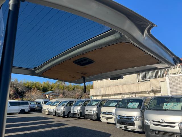 ハイエースバン ロングDX GLパッケージ 業者販売対応ディーゼル9人リヤクーラーヒーター純正ナビTVバックカメラキーレス電動格納ミラー2024年製造タイヤ革調シートカバールームクリーニング済み(24枚目)