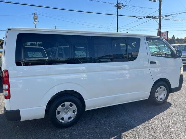 ハイエースバン ロングDX 業者販売歓迎純正ナビワンセグTVバックカメラ6人小窓ABSエアバックタイベルチェーン集中ドアロック4ナンバー積載量1250キロ(8枚目)