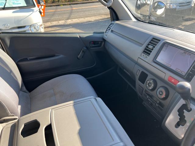 ハイエースバン ロングDX 業者販売歓迎純正ナビワンセグTVバックカメラ6人小窓ABSエアバックタイベルチェーン集中ドアロック4ナンバー積載量1250キロ(23枚目)
