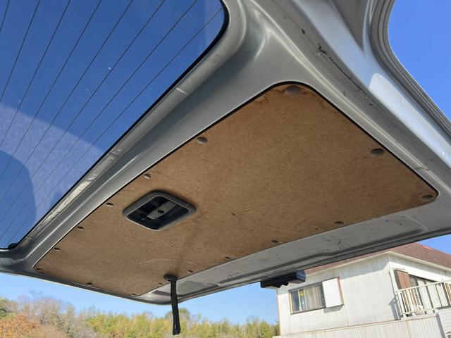 ハイエースバン DX GLパッケージ 業者販売歓迎純正ナビワンセグTVバックカメラETCキーレスABSエアバック6人小窓2023年製タイヤタイベルチェーン(34枚目)