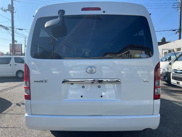 ハイエースワゴン ＧＬ　業者販売歓迎３型４ＷＤ電動スライドアリアクーラーヒーターナビワンセグＴＶバックカメラキーレスイージークローザーＥＴＣオートライトオートエアコンフロントフォグ１００Ｖ電源電動格納ミラータイベルチェーン（8枚目）