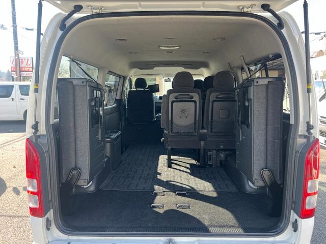 ハイエースワゴン ＧＬ　業者販売歓迎３型４ＷＤ電動スライドアリアクーラーヒーターナビワンセグＴＶバックカメラキーレスイージークローザーＥＴＣオートライトオートエアコンフロントフォグ１００Ｖ電源電動格納ミラータイベルチェーン（38枚目）