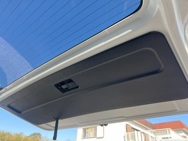 ハイエースワゴン ＧＬ　業者販売歓迎３型４ＷＤ電動スライドアリアクーラーヒーターナビワンセグＴＶバックカメラキーレスイージークローザーＥＴＣオートライトオートエアコンフロントフォグ１００Ｖ電源電動格納ミラータイベルチェーン（39枚目）