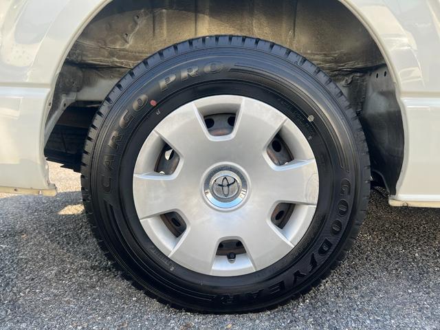 ハイエースワゴン ＧＬ　３型後期１０人純正ナビＴＶバックカメラキーレスリヤクーラーヒーター電動ステップイージークローザーコーナーセンサーオートライトオートエアコン電動格納ミラーＦフォグ２０２４年製造タイヤＷエアバック（11枚目）