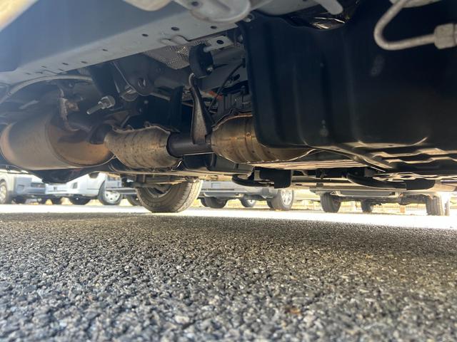 ハイエースワゴン ＧＬ　３型後期１０人純正ナビＴＶバックカメラキーレスリヤクーラーヒーター電動ステップイージークローザーコーナーセンサーオートライトオートエアコン電動格納ミラーＦフォグ２０２４年製造タイヤＷエアバック（14枚目）