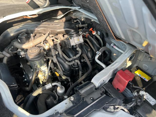 ハイエースワゴン ＧＬ　３型後期１０人純正ナビＴＶバックカメラキーレスリヤクーラーヒーター電動ステップイージークローザーコーナーセンサーオートライトオートエアコン電動格納ミラーＦフォグ２０２４年製造タイヤＷエアバック（31枚目）