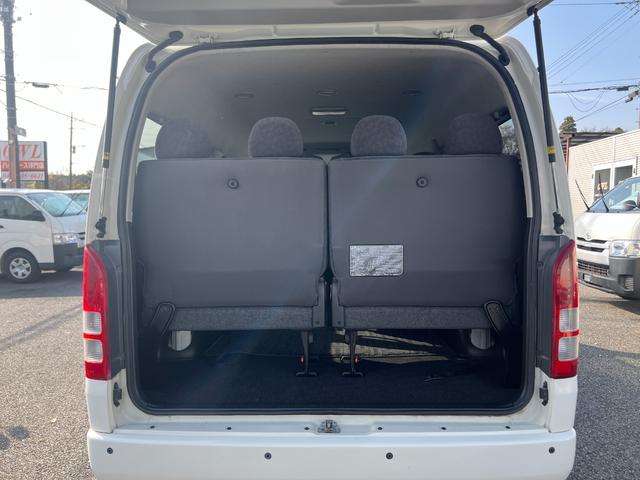 ハイエースワゴン ＧＬ　３型後期１０人純正ナビＴＶバックカメラキーレスリヤクーラーヒーター電動ステップイージークローザーコーナーセンサーオートライトオートエアコン電動格納ミラーＦフォグ２０２４年製造タイヤＷエアバック（38枚目）