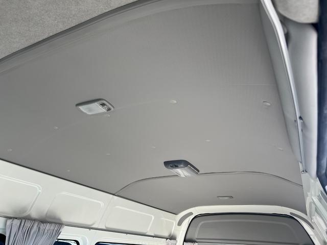 ハイエースバン SロングDX 電動リフト付きリヤクーラーヒーター純正ナビTVバックカメラETC100V電源床張り加工外部電源フロントフォグ2024年製造タイヤタイベルチェーン小窓(39枚目)