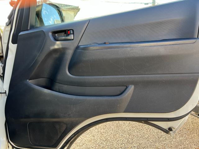 ハイエースバン ロングDX GLパッケージ キーレス純正ナビTVバックカメラETC2.0TSSオートハイビーム6人小窓6速ATタイベルチェーン電動格納ミラー(15枚目)