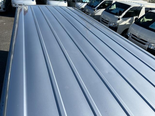 ハイエースバン ロングDX ディーゼル9人キーレスリヤクーラーヒーター純正ナビTVBluetoothバックカメラドラレコ小窓禁煙ルームクリーニング済(9枚目)