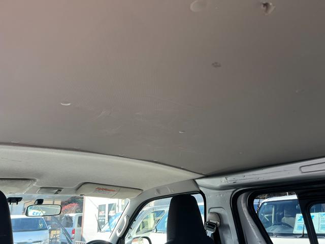ハイエースバン ロングＤＸ　ＧＬパッケージ　５Ｄ６人乗りキーレスナビＴＶバックカメラ小窓電動格納ミラータイベルチェーンルームクリーニング済（32枚目）