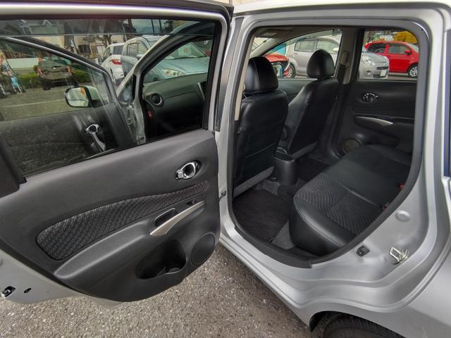 ノート メダリスト　ハーフレザーシート　ナビ　全方位カメラ　ブルーテュース　テレビＤＶＤ視聴可　スマートキープッシュスタート　オートエアコン　ドアバイザ　ＥＴＣ　アイドイングストップ　ドライブレコーダ（35枚目）