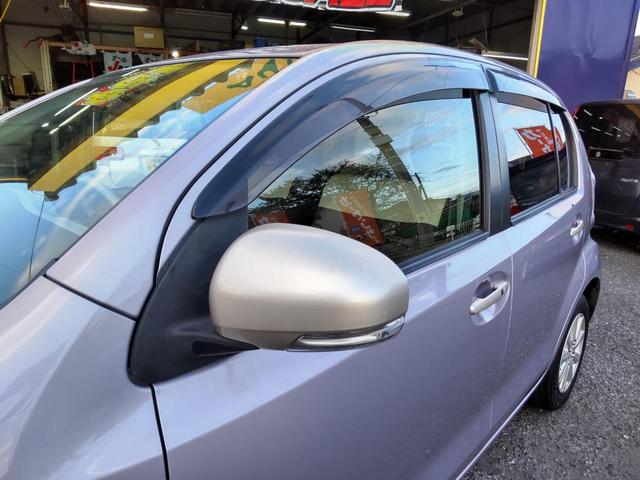 パッソ プラスハナ 禁煙車 スマートキー ベンチシート アルミホイール フォグランプ オートエアコン ドアバイザ ヘッドライトレベライザ ウインカードアミラー CD ドライブレコーダ(46枚目)