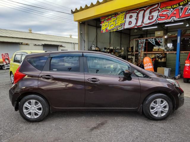 ノート X DIG-S Vセレクション+セーフティ 禁煙車 衝突被害軽減ブレーキ ナビ 全方位カメラ ブルーテュース テレビDVD視聴可 ステアリングスイッチ スマートキープッシュスタート ETC オートエアコン ドアバイザ ドライブレコーダ(8枚目)