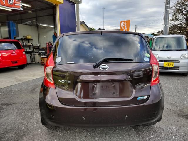 ノート X DIG-S Vセレクション+セーフティ 禁煙車 衝突被害軽減ブレーキ ナビ 全方位カメラ ブルーテュース テレビDVD視聴可 ステアリングスイッチ スマートキープッシュスタート ETC オートエアコン ドアバイザ ドライブレコーダ(10枚目)