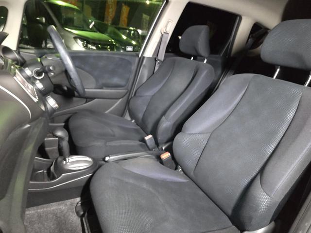フィット G 禁煙車 ETC HDDナビ テレビDVD視聴可 ミュージックサーバ キーレスエントリ ドアバイザ プライバシーガラス ヘッドライトレベライザ ドライブレコーダ(7枚目)