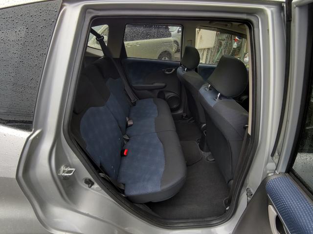 フィット G 禁煙車 スカイルーフ HDDナビ ミュージックサーバ テレビDVD視聴可 ドアバイザー ETC キーレスエントリー ヘッドライトレベライザ ドライブレコーダ(32枚目)