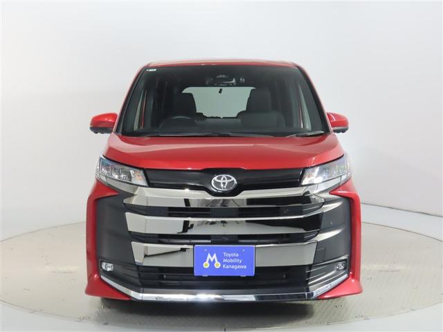 ノア Ｓ－Ｇ　ワンオーナー　禁煙車　トヨタ認定中古車　コネクティッドナビＰＬＵＳ　パノラミックビューモニター　後席モニター　トヨタセーフティーセンス　レーダークルーズコントロール　クリアランスソナー（5枚目）