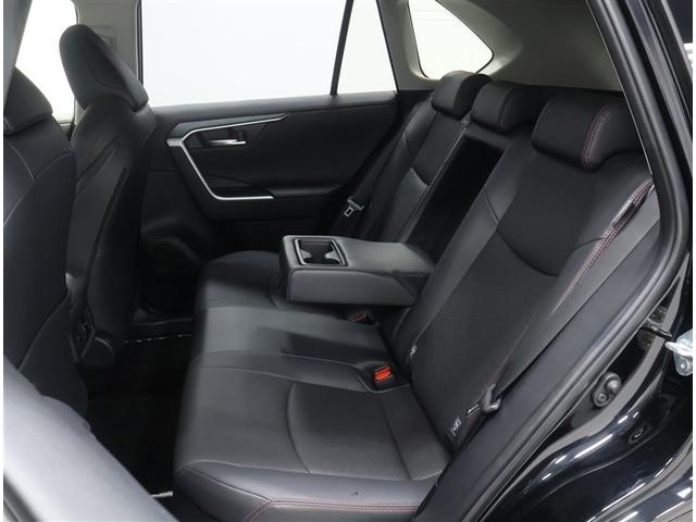 ＲＡＶ４ ハイブリッドアドベンチャー　オフロードパッケージＩＩ　弊社元試乗車　禁煙車　トヨタ認定中古車　コネクティッドナビＰＬＵＳ　パノラミックビューモニター　パワーバックドア　シートベンチレーション　トヨタセーフティーセンス　レーダークルーズコントロール（22枚目）