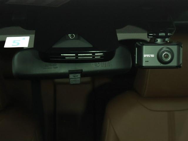 ヤリスクロス Z アドベンチャー ワンオーナー 禁煙車 トヨタ認定中古車 純正ナビ バックカメラ 前後ドライブレコーダー シートヒーター ステアリングヒーター トヨタセーフティーセンス レーダークルーズ クリアランスソナー(11枚目)