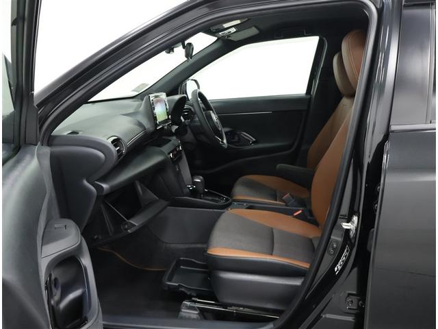 ヤリスクロス Z アドベンチャー ワンオーナー 禁煙車 トヨタ認定中古車 純正ナビ バックカメラ 前後ドライブレコーダー シートヒーター ステアリングヒーター トヨタセーフティーセンス レーダークルーズ クリアランスソナー(19枚目)